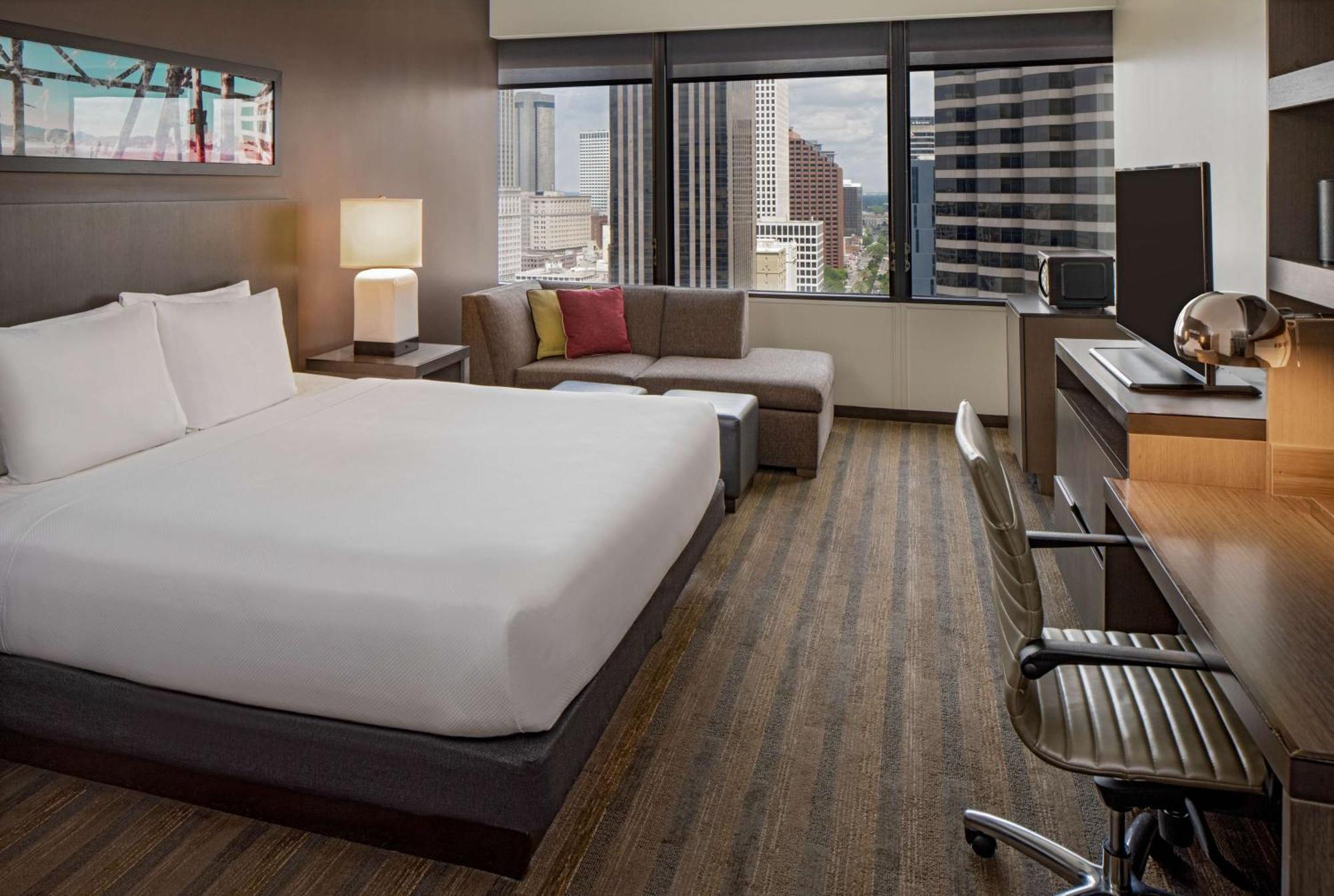 Отель Hyatt House New Orleans Downtown Экстерьер фото