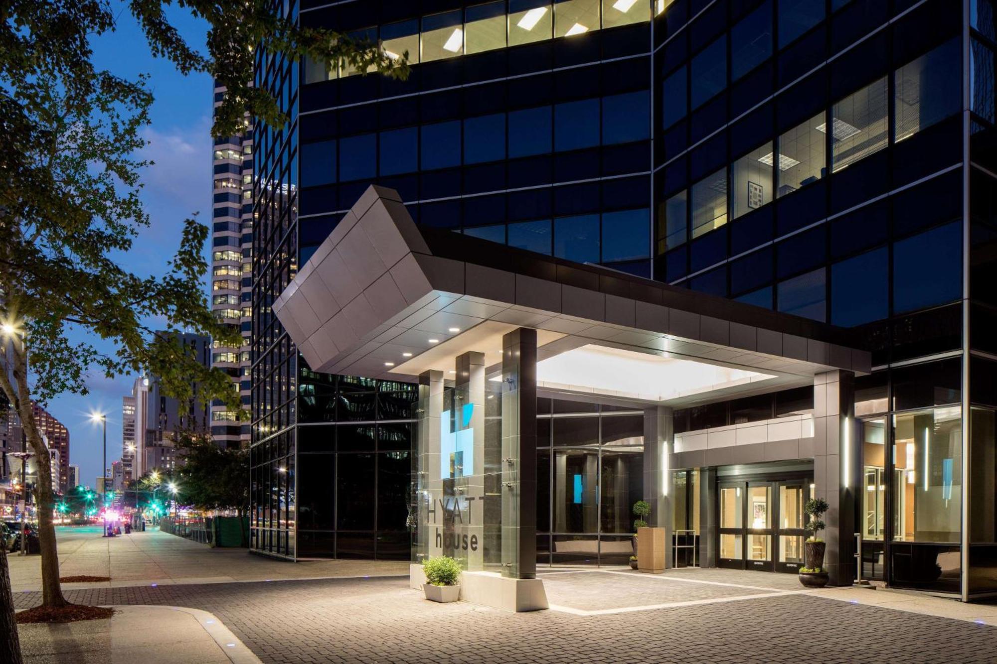 Отель Hyatt House New Orleans Downtown Экстерьер фото